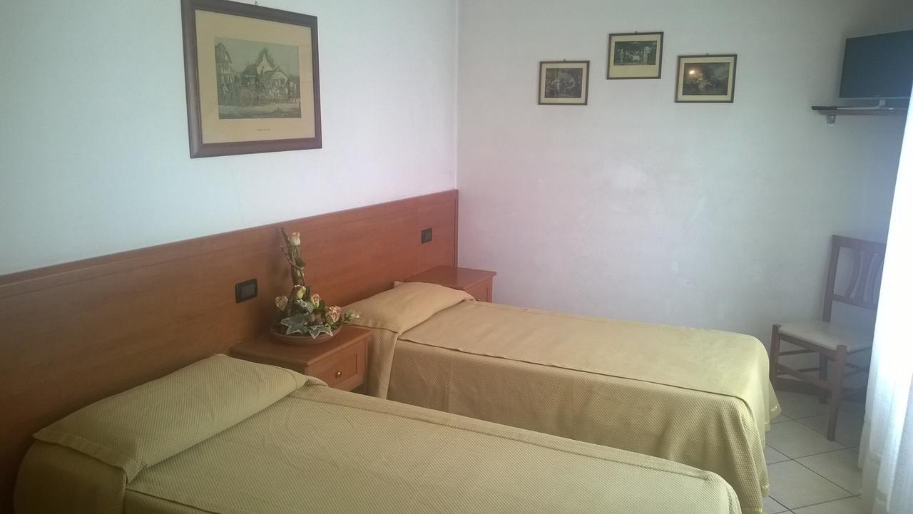 Hotel Ponte Autostrada 세리아테 외부 사진